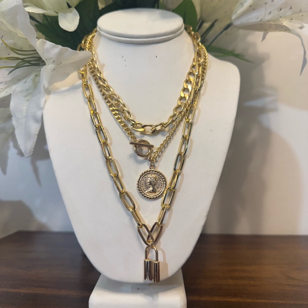 SKY AND GOLDEN CHUNKY NECKLACE - Picture 11 of 14